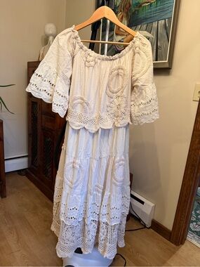 New Boho Off-Shoulder Crochet Midi Dress in Cream